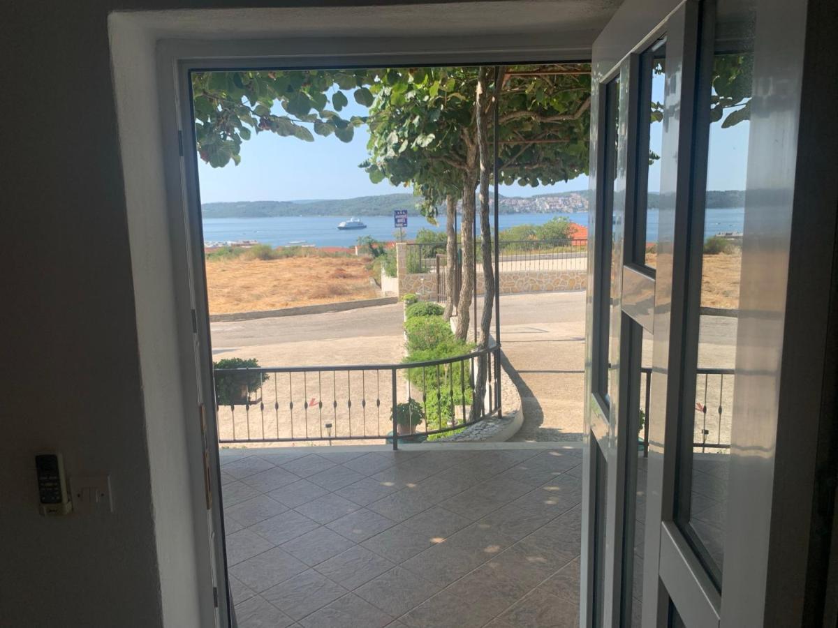 Apartments Villa Bella Vista Seget Трогір Екстер'єр фото