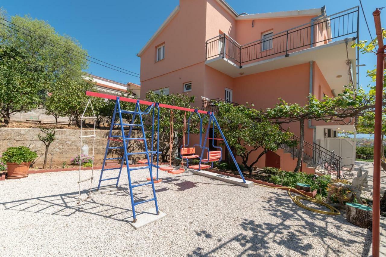 Apartments Villa Bella Vista Seget Трогір Екстер'єр фото